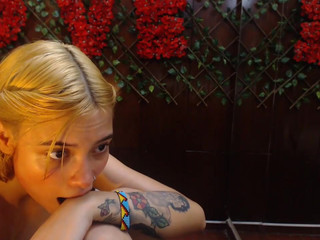 lucia4you19 Fucking bitch in stockings seduces with beautiful legs