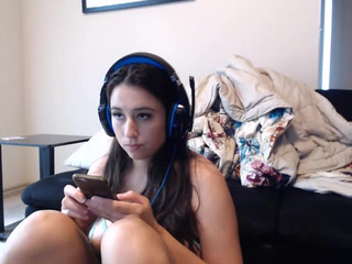 elena_ermie Desired model masturbates shaved pussy