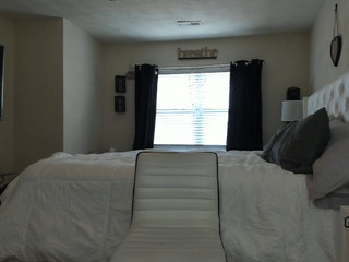 kaci_kash Luxurious bitch with tattoo shows tits