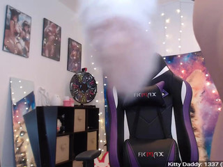 KittyNeko gorgeous girl masturbates in the sauna