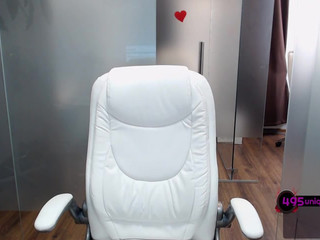 anyarayne gorgeous bitch strips and jerks off