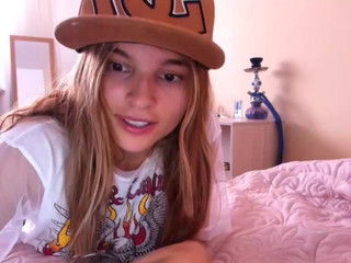 kendalltyler cutie whore fucks vagina hard