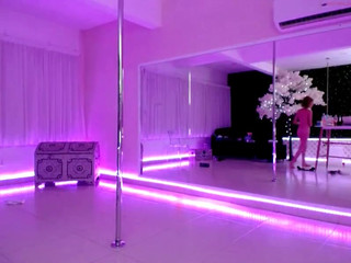 gingermfc whore chick caresses shaved cunt