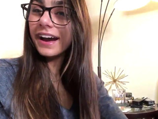 Mia Khalifa broadcasting 16.07.2019
