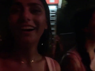 Mia Khalifa skinny web model masturbates