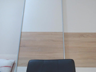 alycetn the insistent small caresses small tits