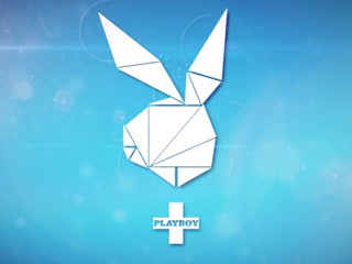 Caitlin Mcswain in a new apartment shows a striptease