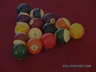 Kelly Divine sexy chick striptease dancing