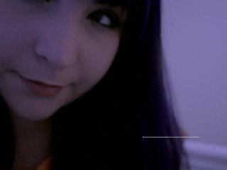 Emriejae charming courtesan jerks pussy with dildos