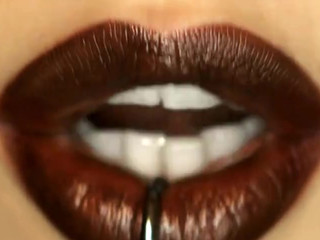 Kali Roses hot pussy pushes vagina