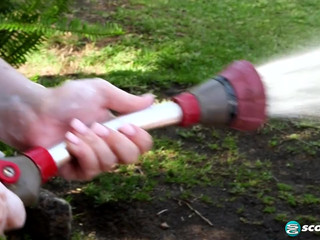 MillyMarks without stopping caressing pussy