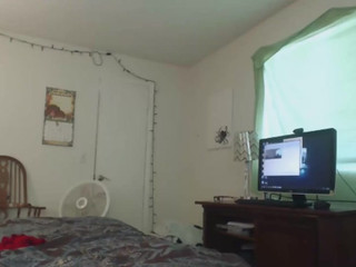 Lovely Lilith jerking on a chair