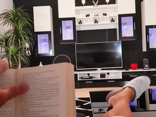 Sari-Sander gracious chica shows gorgeous body