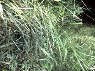 schnuggie91 mysterious goddess gently caresses her ass with her fingers