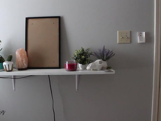 AuroraXoxo busty slut fucks pussy in the shower