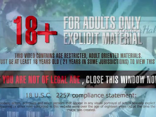 Amberhahn sexy chick demonstrates nude body