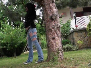 DawnAvril hot bitch sucks dildos