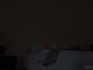 Legendarylootz babe in stockings fingering sex toy