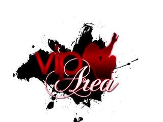 Lilyivy loves jerking off and catches the buzz from the process