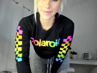 Surecakes hot milf with big tits pulls pussy