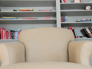 Surecakes incendiary babe masturbates with a vibrator