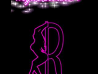 Reya Sunshine lustful bitch jumps on a dildo