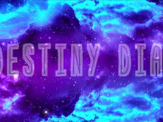 DestinyDiaz hottie masturbates cunt