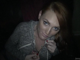 JennyBlighe petite chick fucks herself with toys