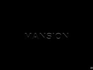 OUSweetheart the insistent babe caresses her charms