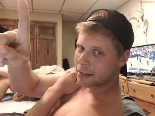 lancehardin naughty bitch jerking shaved pussy