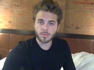 hot8pack01 hot bitch sucks dildos