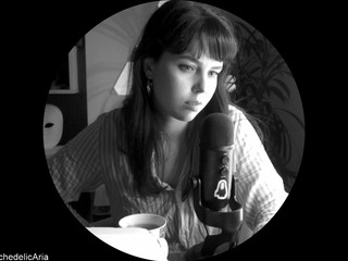 psychedelicariaa busty teen fucking pussy with fingers