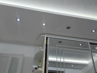 Ninja_Girl young slut caresses shaved cunt