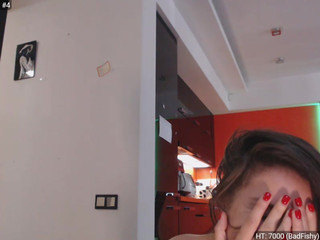 в•ЁР±в•ЁРЄв•ЁР в•ЁР§в•ЁРЄв•ЁР 16 cutie erotically twisting her ass