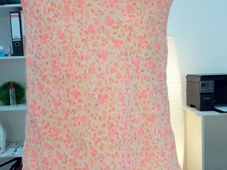 jenny_wet_ luxurious female caresses pussy