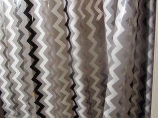 Shower vicious trash masturbates vagina