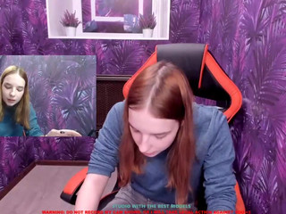 liacoy experienced woman fucks with sex toy