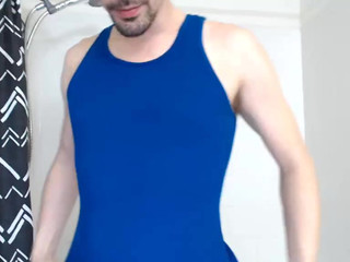 deviantill sultry slut fucks her pussy