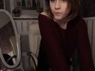 coyeva cute chick jerks both holes