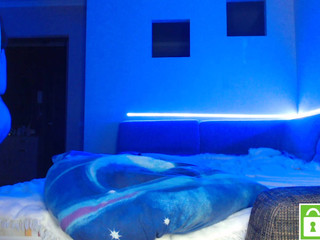 smartmix naughty brunette caresses shaved pussy