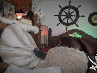 naughty_skull cute slut fucks pussy with dildos