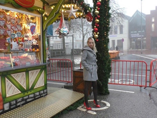 KikiVega mydirtyhobby blonde chick masturbates pussy