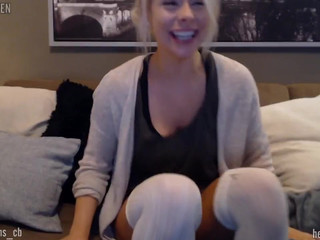 oliviaowens tasty cam girl fucks her ass furiously