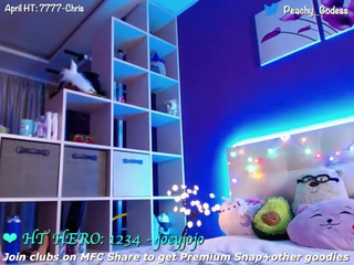 roxycat asshole babe has shaved pussy