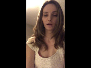 xoarielxo manyvids young slut caresses shaved cunt