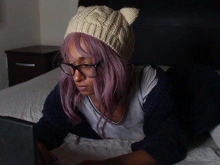 Vixi Vee manyvids sexy caresses shaved holes