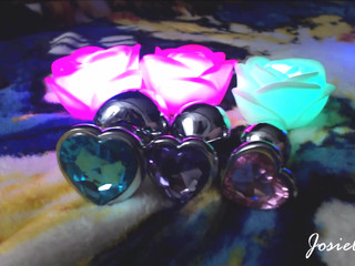 josiebeans manyvids slut in tattoo masturbating pussy in the shower