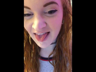 baby_peach manyvids lustful bitch gently masturbates cunt