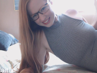 MyFavRedhead manyvids luxurious harlot poses in fr