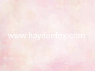 haydenfox manyvids sweet thing masturbates shaved cunt